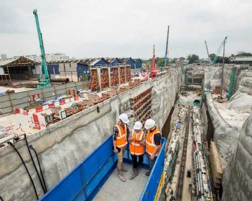 Construction Workers Using Technology in the Field